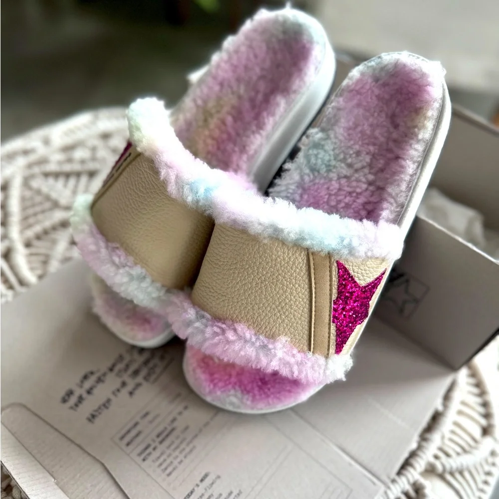 GGDB Authentic Shearling Slides - Picture 1 of 2